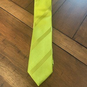 Geoffrey Beene Men's Lime Green Tie with Stripes -100% Silk